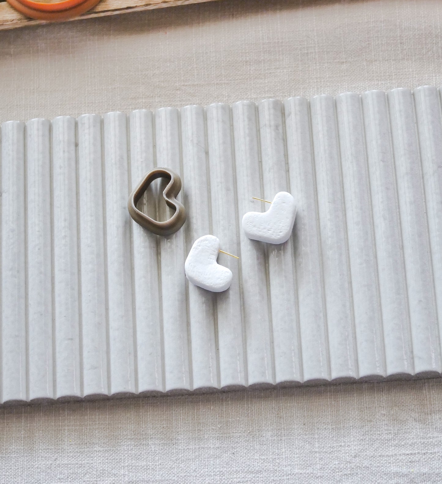 Abstract Huggie Polymer Clay Cutter image 1