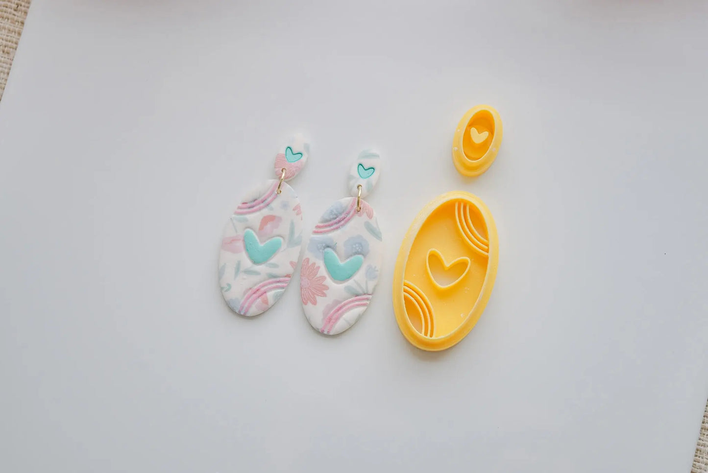 Oval Retro Heart Polymer Clay Cutter image 1