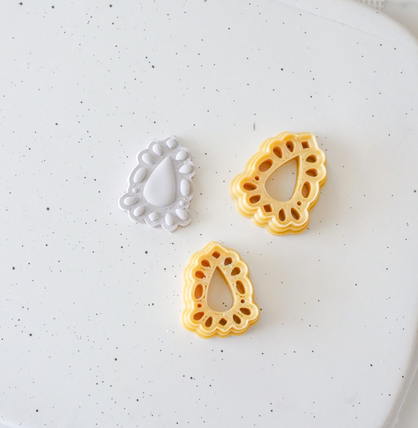 Teardrop Western Stone Polymer Clay Cutter image 0