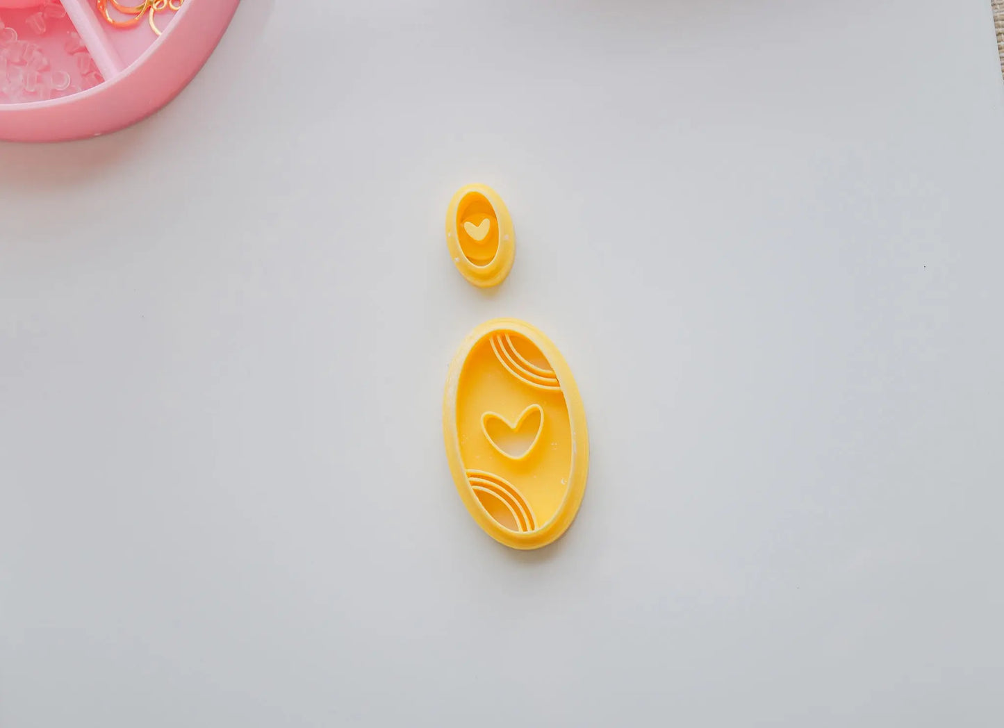 Oval Retro Heart Polymer Clay Cutter image 2