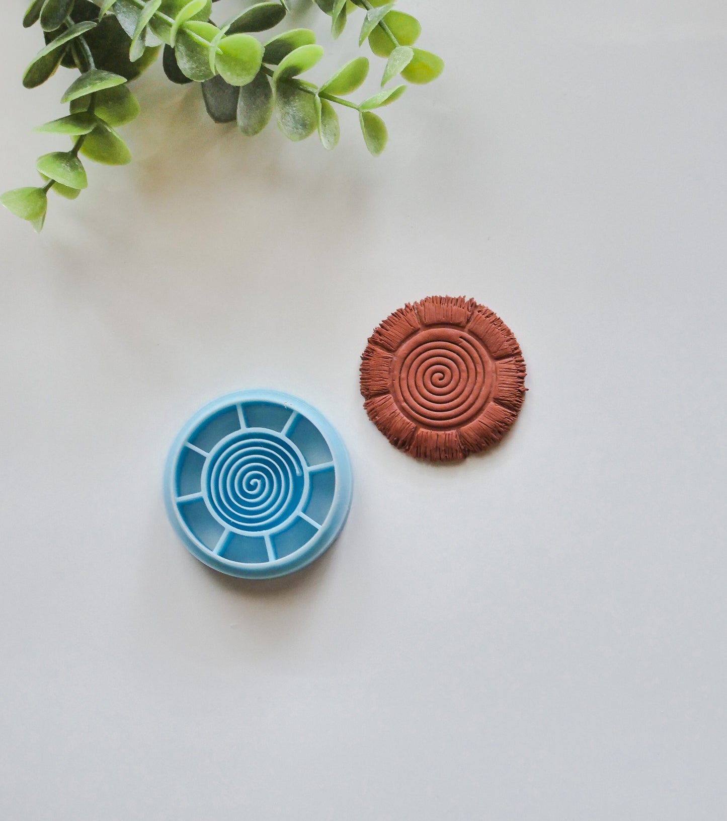 Swirl Raffia Polymer Clay Cutter image 3