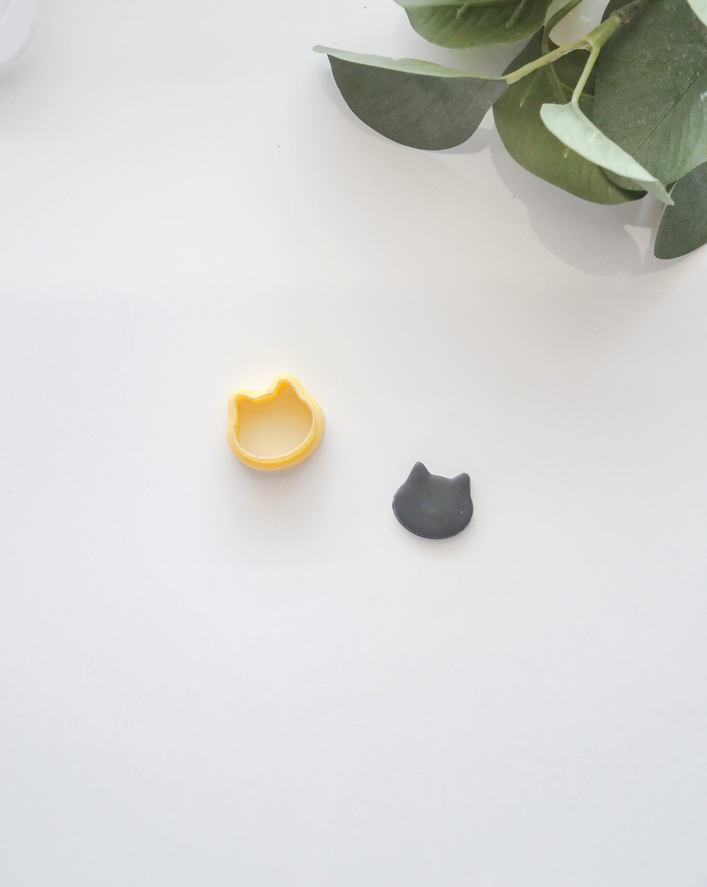 Cat Silhouette Stud Cutter image 0