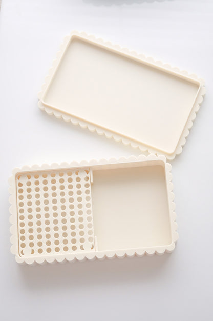 Fluted Cornstarch Dusting Storage Tray image 6