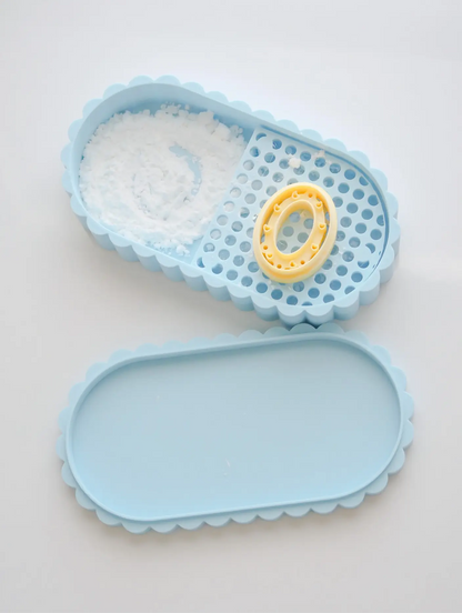 Cornstarch Dusting Storage Tray image 0