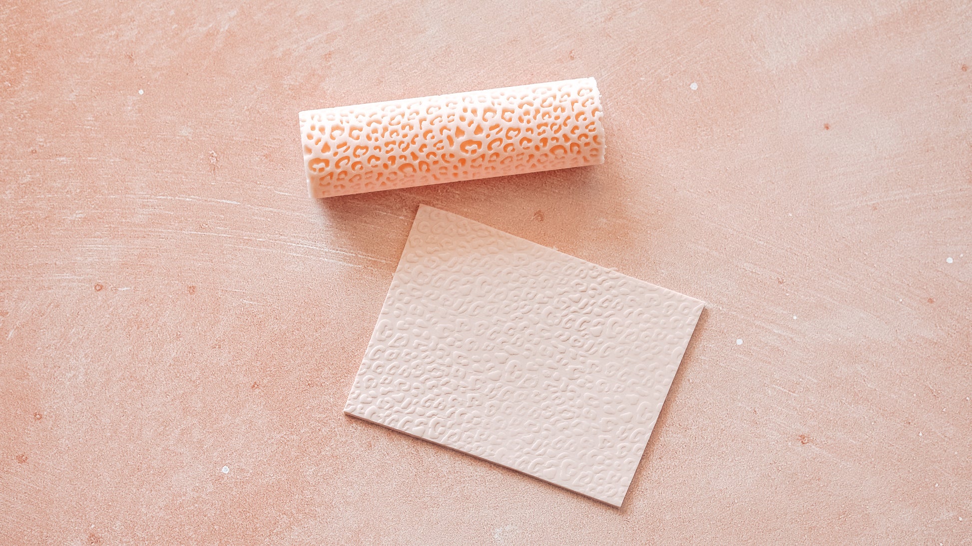 Cheetah Print Textured Roller image 2