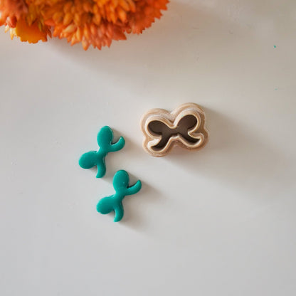 Bow polymer clay cutter 