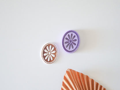 Scalloped Oval Daisy Cutter | Hello Cutters