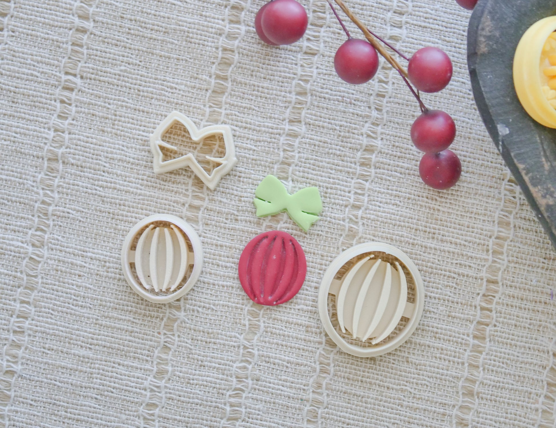 Round Ornament Polymer Clay Cutter Set image 0
