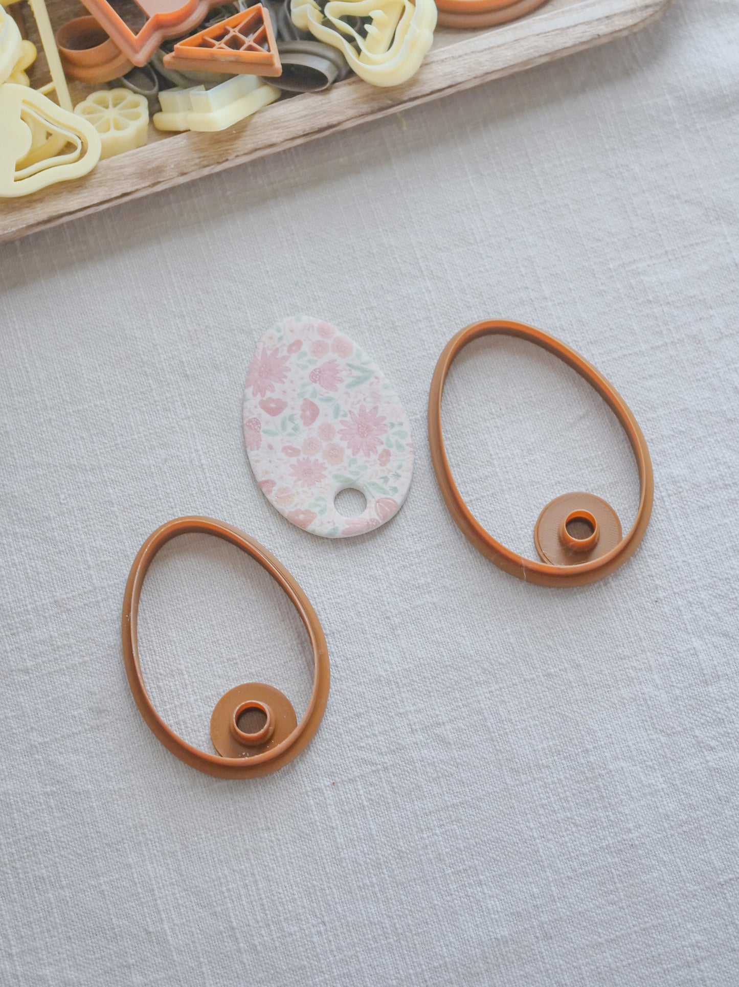 Tumbler Egg Topper Clay Cutter image 0