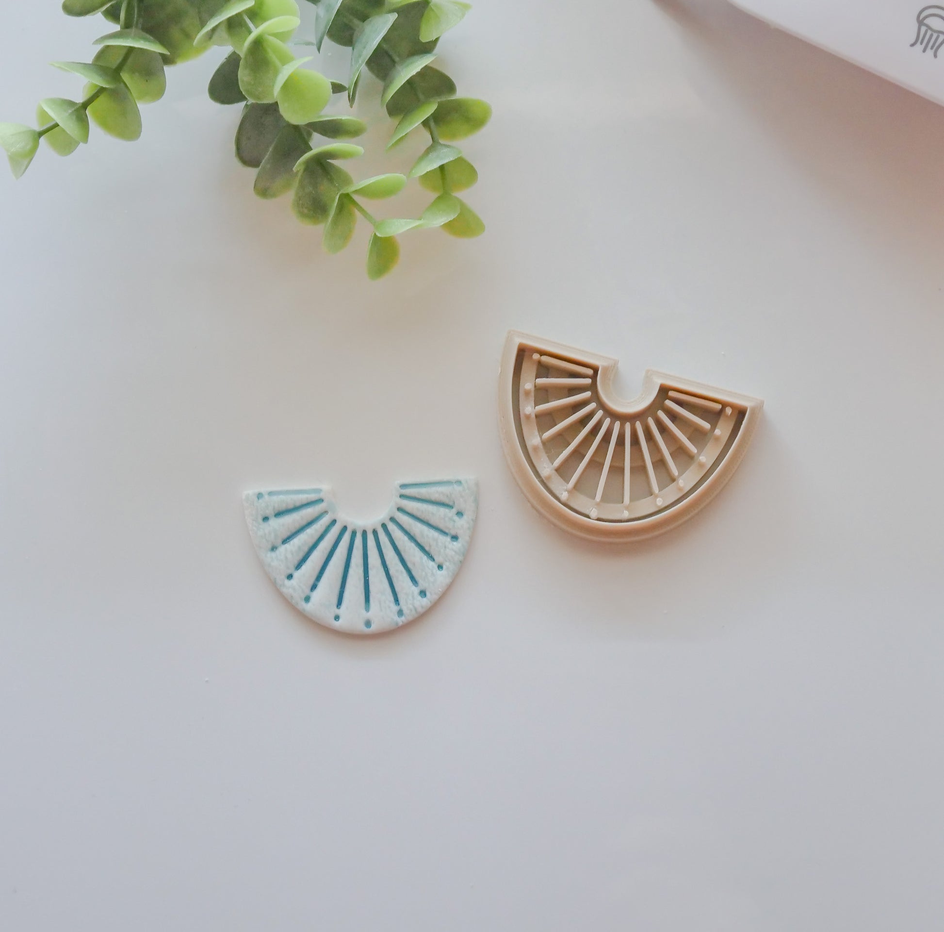 Sun Ray Half Arch Polymer Clay Cutter image 0