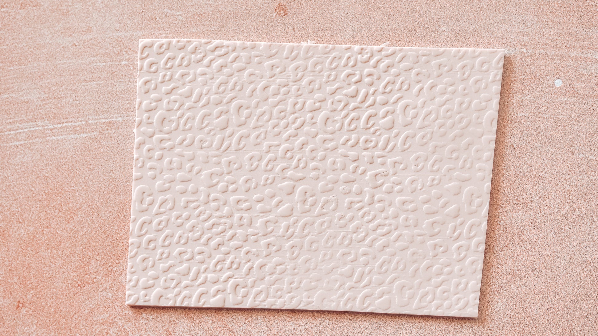 Cheetah Print Textured Roller image 4